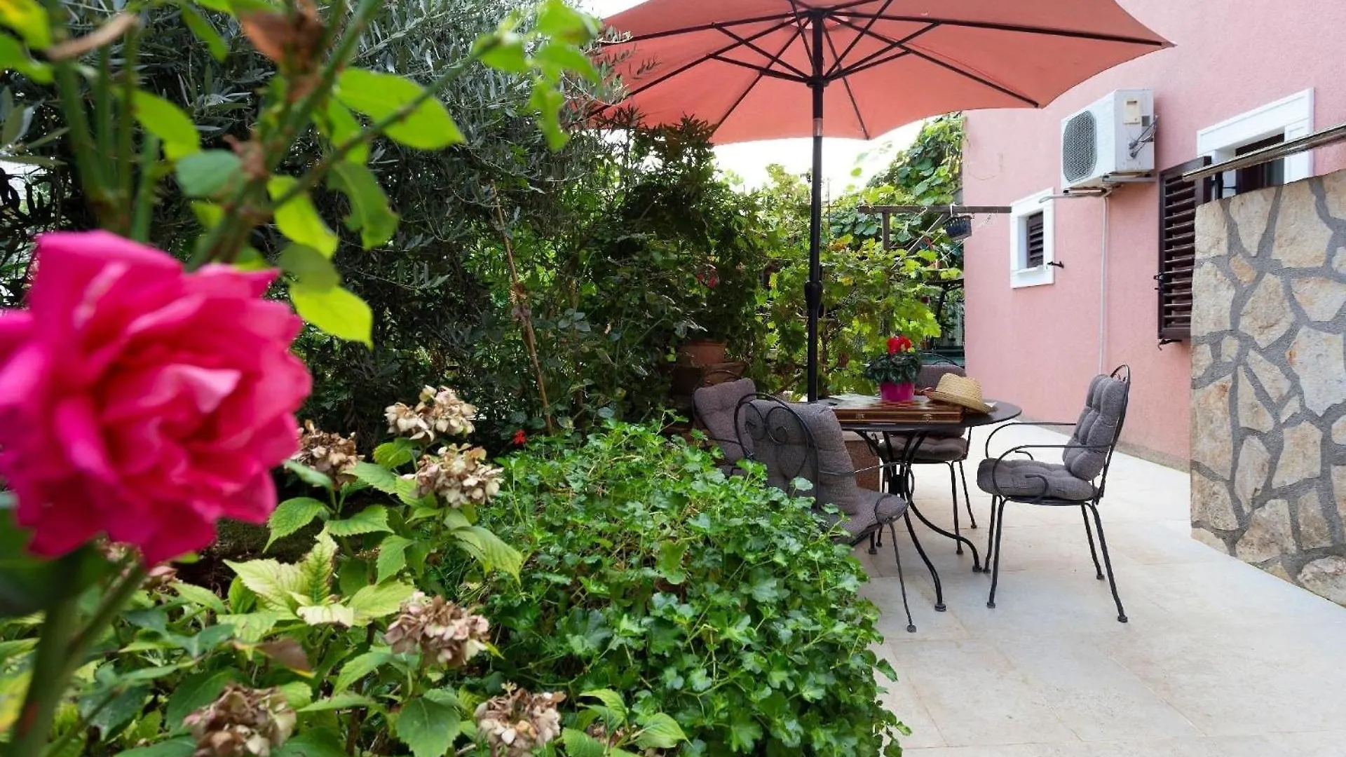 Schoene Wohnung Funtana Nr3 0*,  Croatia