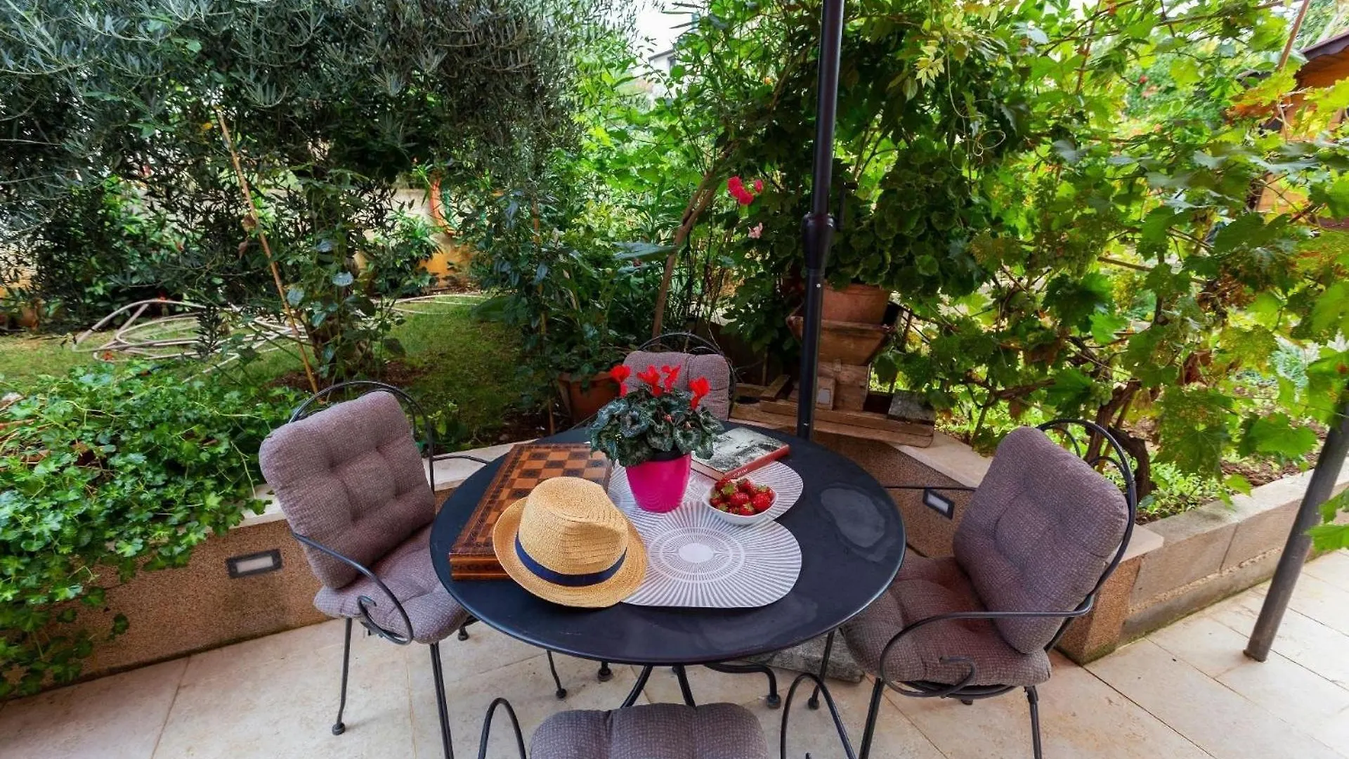 Schoene Wohnung Funtana Nr3 Apartmán